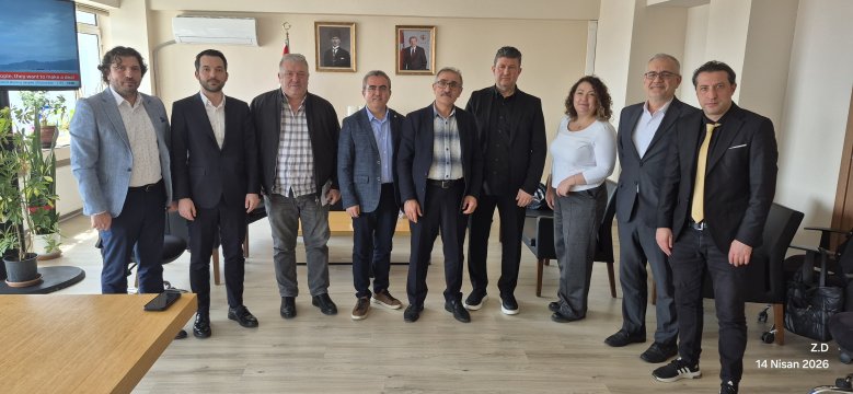 İstanbul Sağlık Hizmetleri Başkanı Sn. Dr. Zülfü KILIÇ' ve Başkan Yard. Sn. Dr. Hasan ŞAHİN'e ziyaret..