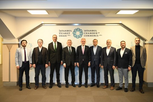İstanbul Ticaret Odası Başkanı Sayın. Şekip  AVDAGİÇ 'e  İTO Sağlık Hizmetleri Meslek Komite üyelerinden Ziyaret